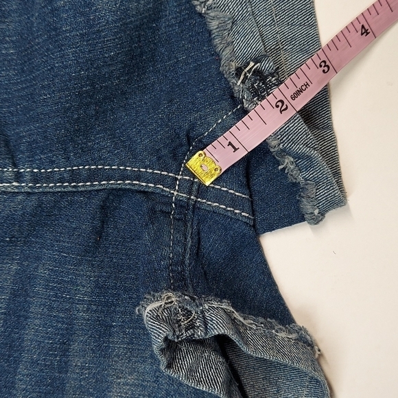 Tommy Bahama Girl's Size 8 Shorts Denim Jean Blue Rolled Hem Distressed - Picture 4 of 7